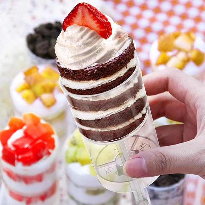 Jucoan 30 Pack Push Cake up Pop Containers with Lids, Cake Pop Shooter, Mess-free Plastic Jelly Ice Cream Cupcake Push up Pop Containers for Wedding Birthday Party Dessert Table