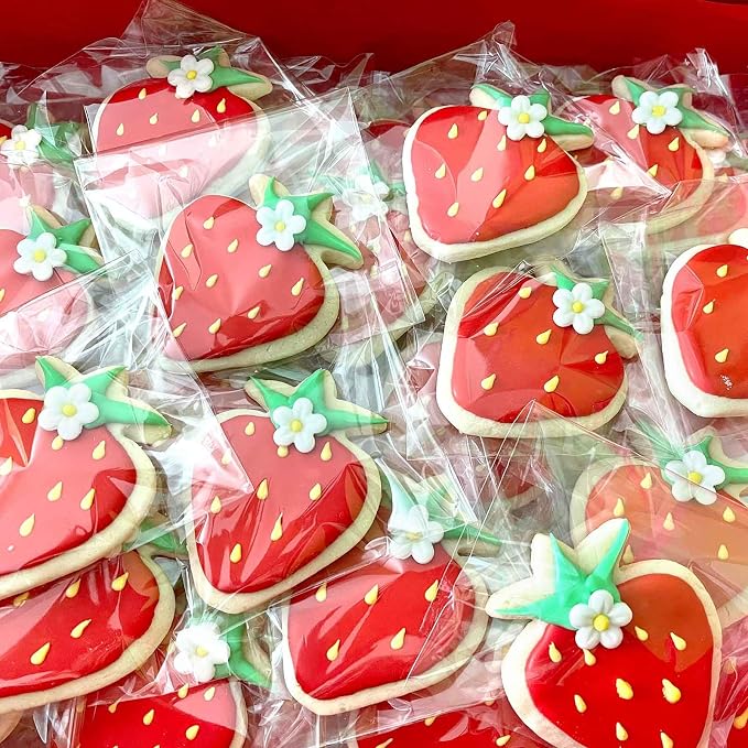 300 PCS Clear Cellophane Cookies Bags Self Sealing with 4x6"（150 PCS）& 5x7"（150 PCS) - Resealable Plastic Treat Bags Self Adhesive for Packaging Cookies, Party Favors, Bakery