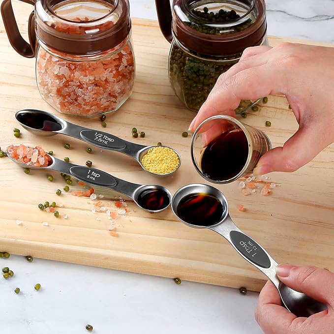 Measuring Cups and Spoons Set, 13-Piece Stainless Steel Measuring Cup and Magnetic Measuring Spoon Set, Stackable Kitchen Tools and Used for Dry Liquid Ingredients (Black)