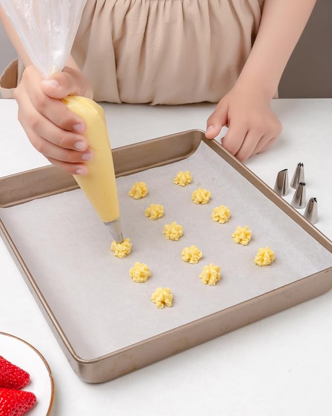 Russian Piping Bags with Nozzles 54 Pieces, Cake Accessories with Piping Nozzles, Stainless Steel, Piping Bag for Cupcakes, Cakes, Decorating Cakes
