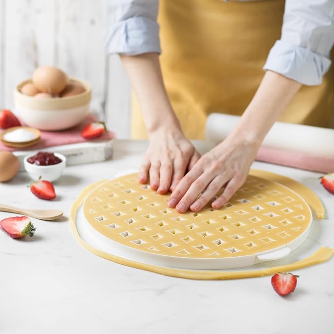 DECORA Arabesque Crust Cutter, White, 30 x 30 x 3 cm