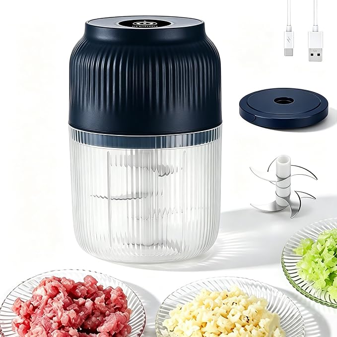 Household Electric Garlic Crusher, 6 Blades Portable Electric Garlic Chopper Mini with Lid & Egg Beater, Cordless Mini Chopper Food Processor for Efficient Chopping of Meat (1pc Blue)