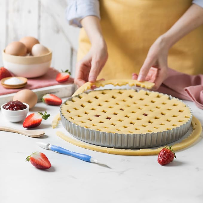 DECORA Arabesque Crust Cutter, White, 30 x 30 x 3 cm