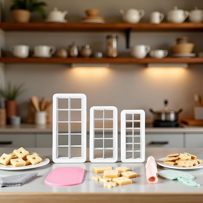 3Pcs White Square Cookie Cutter Set, 3 Size Biscuit Cutters, Geometric Multicutter Cake Fondant Cutter, Novel Creative Cake Decorating Tool - Safe, Easy to Store, Baking Accessories