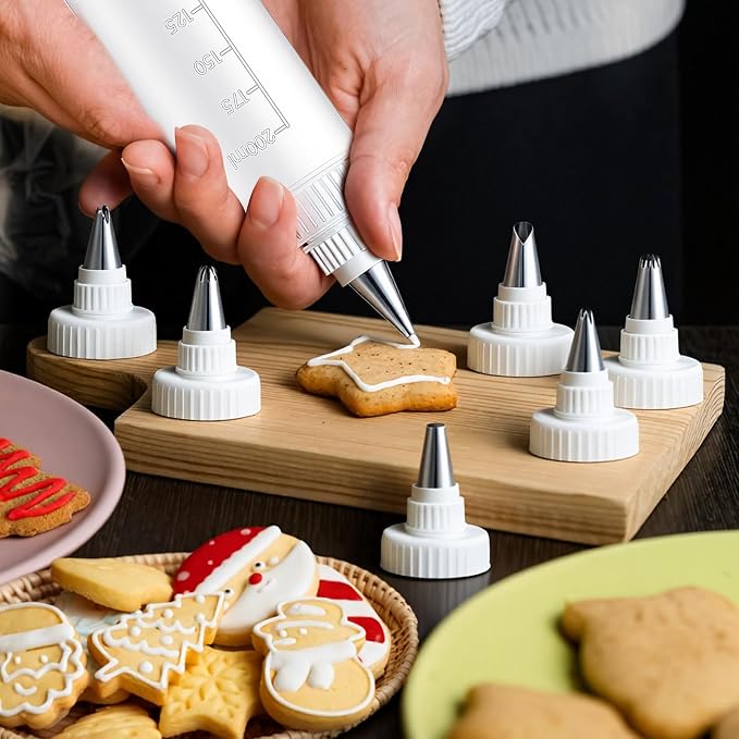 LemonRoad 4 Pcs Piping Bottles for Icing Cookie Decorating Supplies Plastic Squeeze Bottles with 6 Different Piping Tips for Cookie Icing Kit Pancake Squeezing Applicator Writer(8 oz)