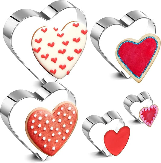 Patelai 5 Pcs Heart Shape Cookie Cutter Set 5 Size Small Heart Cookie Cutter for Valentine's Day Love Shaped Mold for Sandwiches, Biscuit (3.15" 2.76" 2.36" 1.57" 1.18")