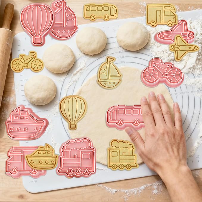 8 Pcs Transportation Vehicle Cookie Cutters Set 3D Truck Airplane Shaped Cartoon Biscuit Cutters With Plunger Stamps for DIY Baking Crackers Fondant Decorations Cake Decorations Desserts