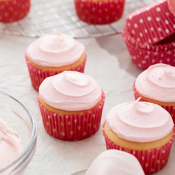 Wilton Standard Cupcake Liner Baking Cups, 300 Count, Polka Dots