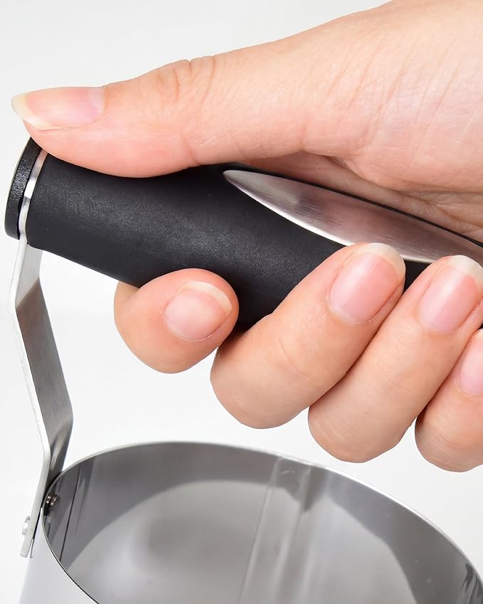 Biscuit Cutter, 3 Inch Stainless Steel Cookie Cutter with Ergonomic Soft Grip Handle, Round Biscuit Maker for Baking, Donut, Scones, Pastry, Sandwiches