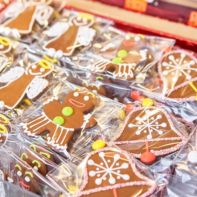 SUREHOME Cookie Bags Cellophane Clear Individual Treat for Cookies, 5x6 Inch Gift Giving Packaging, 100PCS Plastic Self Adhesive Wrappers Candy Bag