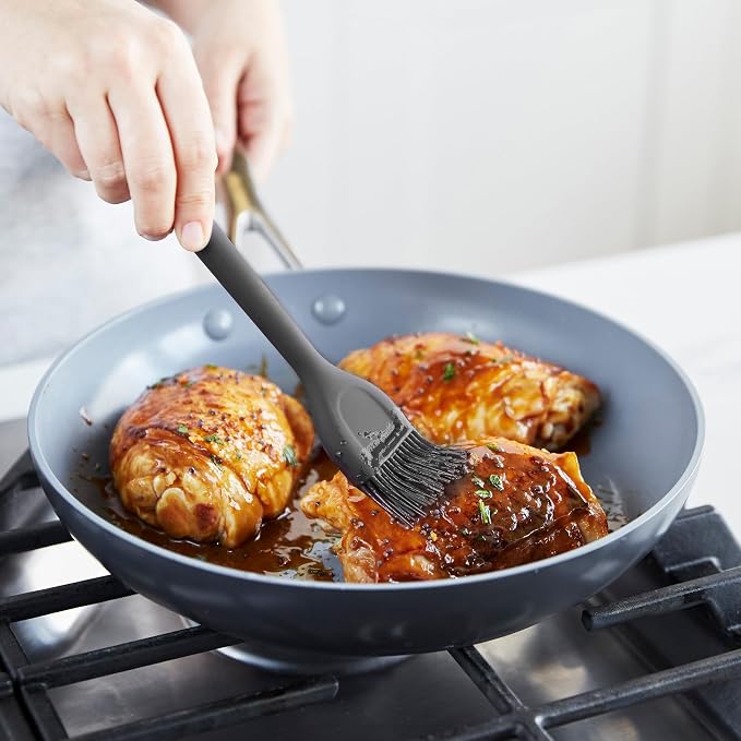 GreenPan Silicone Basting Brush, Cooking Kitchen Utensil, Sauce Marinades BBQ Grill Bake, Flexible Rubber Nonstick Cookware, Steel Core, Heat-Resistant, Anti-Slip Handle BPA-Free Dishwasher Safe, Gray