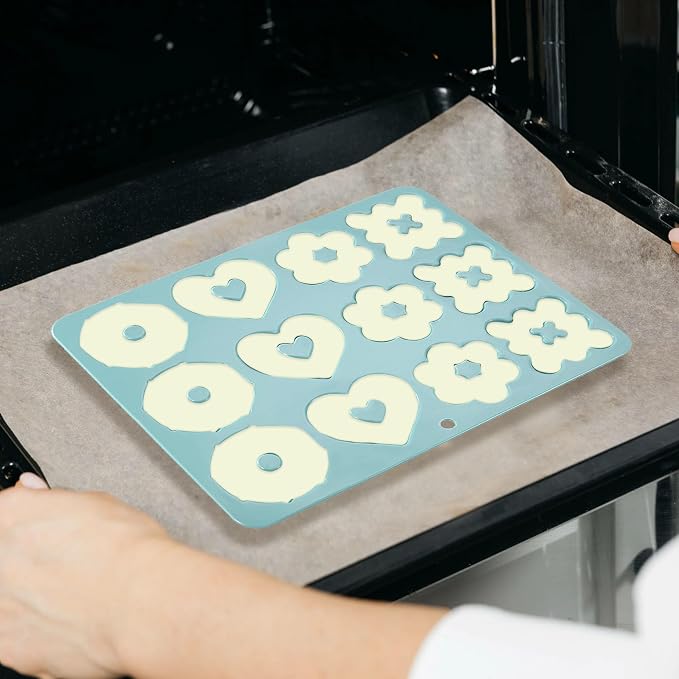 Donut Pan, 12 Cavity Silicone Donut Baking Pan, Non-Stick Silicone Doughnut Pan Food Grade Cake Mold for Jello, Cupcake, Doughnut Donut, Cornbread, Brownie