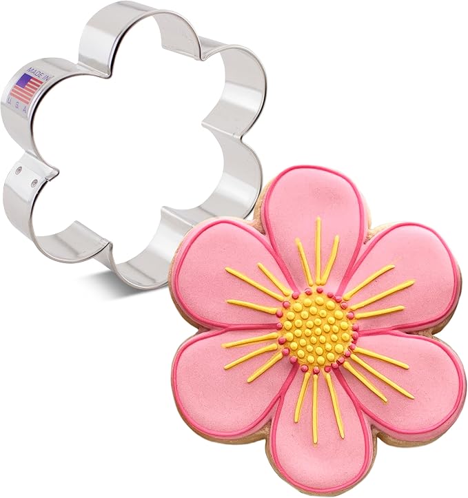 Ann Clark Scalloped Edge Flower Cookie Cutter, 3-3/4" Made in USA