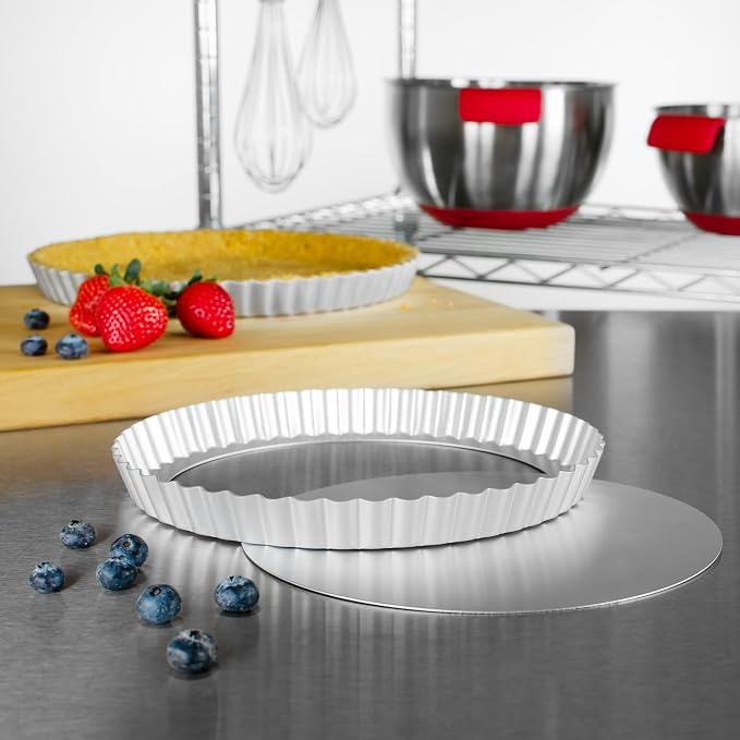 Fat Daddio's PFT-95 Round Fluted Tart Pan, 9.5 x 1 Inch