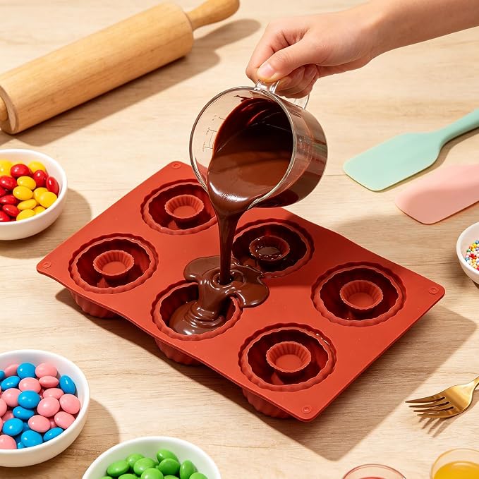 6 Cavity Swirl Donut Silicone Molds Ribbed Bundt Cake Mold For Baking Doughnut Muffin Cupcake Chocolate