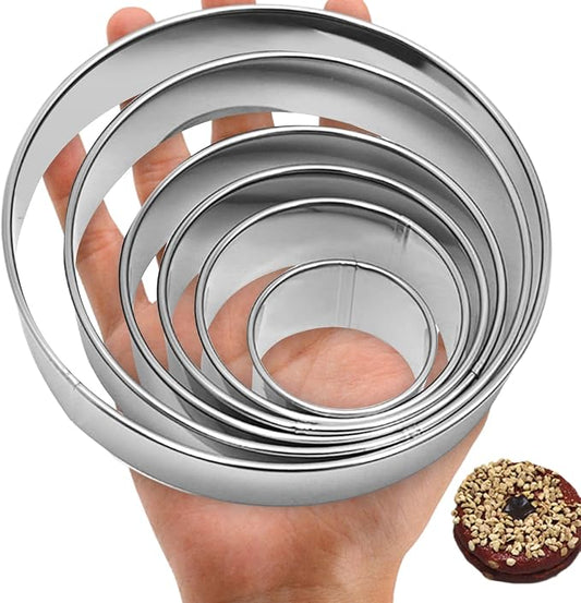 6 Pcs Stainless Steel Round Cookie Cutter Set (2, 3, 3.5, 4, 5, 6 Inch),Multi-Size Circle Cutters for Baking Biscuits, Donuts, Sandwiches & Flan,Durable Metal Biscuit Cutters for Kitchen Pastry Crafts
