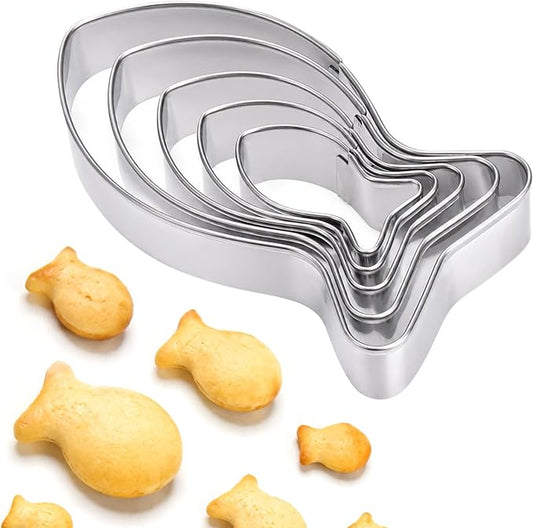 AIERSA Fish Cookie Cutters Set of 5, Food Grade Stainless Steel Fish Shaped Cookie Cutter with Storage Box, Dishwasher Safe Sandwich Cutters & Biscuit Molds for Kids