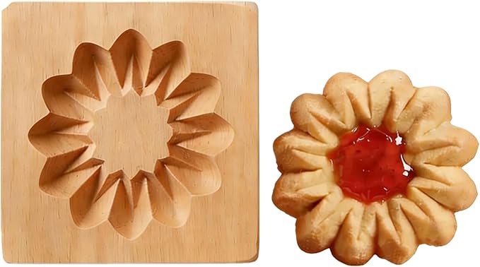 Carved Wooden Gingerbread Cookie Mold,3D Wooden Baking Mold Cookie Biscuit Press Stamp Molds,Cookie Cutter,Cookie Stamp,DIY Biscuit Stamp Mould for Halloween Thanksgiving Christmas,Shape B 10*10*1.9cm