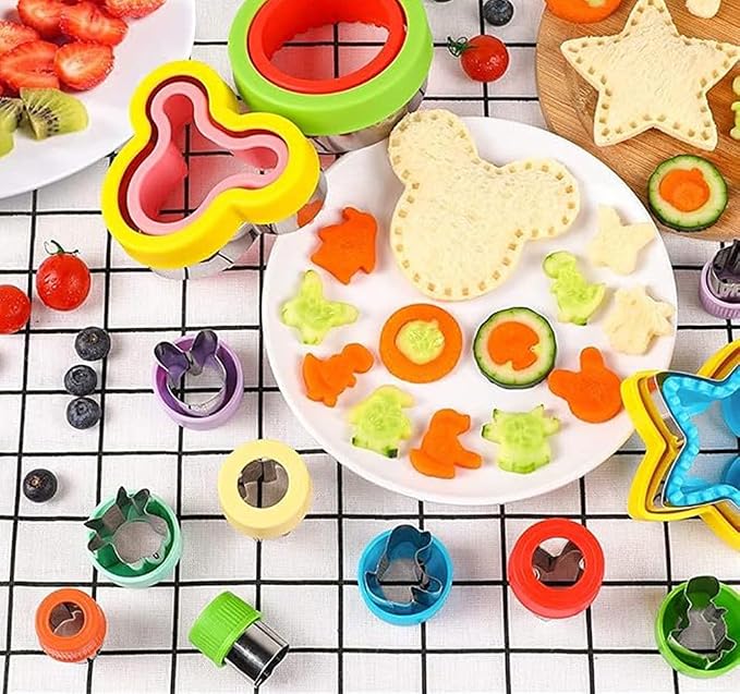 Cookie Cutter Set for Baking, 5PCS Sandwich Fondant Cake Fruit Vegetable Shapes Cutter Set (Heart)