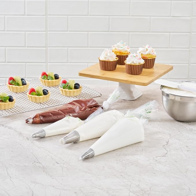 Restaurantware Pastry Tek 21 x 10.2 Inch Piping Bags 100 Disposable Pastry Bags - Sturdy No Slip Clear Plastic Baking Bags To Decorate Cakes For Parties Or Bakeries