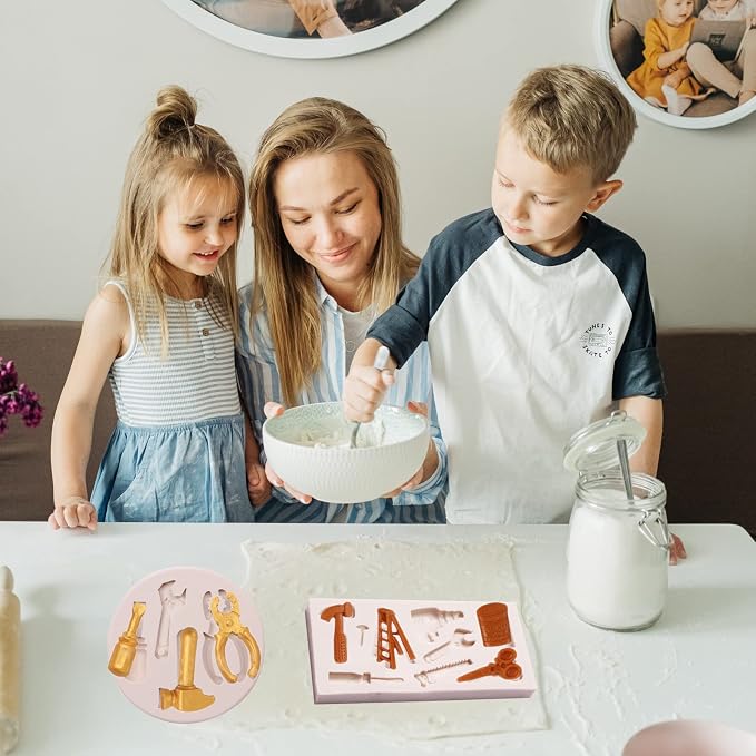 Hand Tools Chocolate Molds, Silicone Construction Wrench Fondant Mould, 3 Packs Hammer Screwdriver Candy for Car Cake Decoration for Father's Day