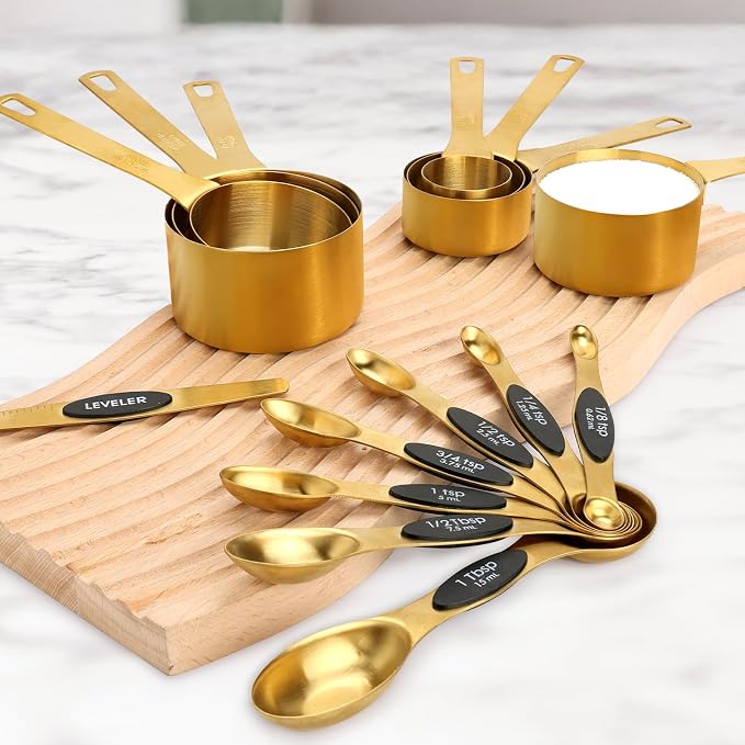 Magnetic Measuring Cups & Spoons Set for Cooking, 15pcs | 7 Gold Measuring Cups, 7 Double-Sided Measuring Spoons & 1 Leveler, Gold Baking Kitchen Gadgets for Dry & Liquid Ingredients