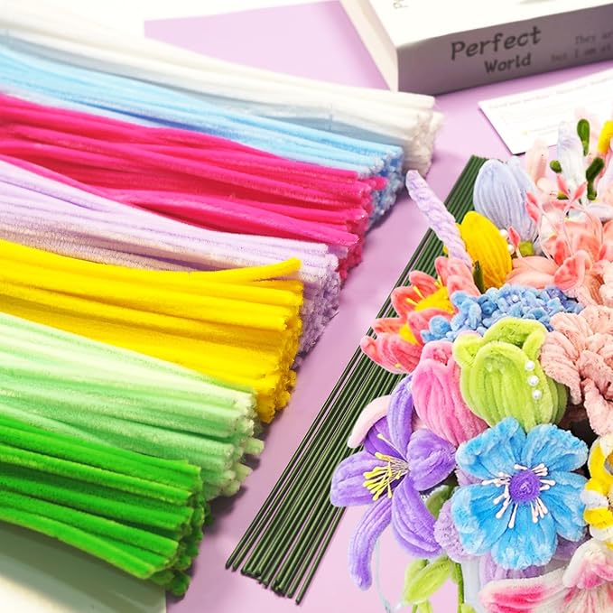 AHAMETON 720Pcs Pastel Pipe Cleaner Flower Kit, 7 Colors Bulk Pipe Cleaners Craft Supplies with Wires, Stamens, Ribbon, Tapes, Card, DIY Flower Making for Party Home Decor, Gifts School Crafts