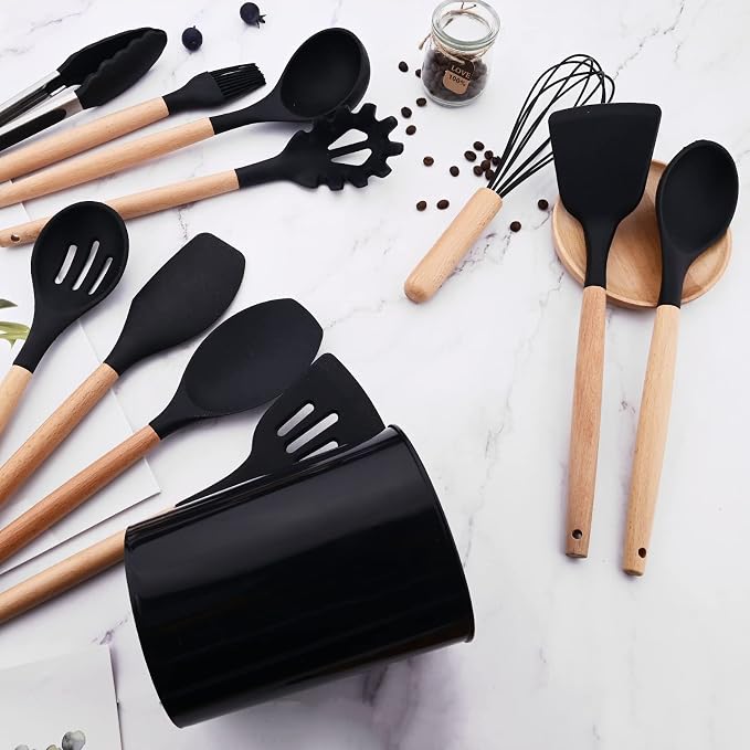 1pcs Black Silicone Wok Spatula Slotted Turner,Heat Resistant Nonstick Rubber Spatula Silicone Stir Fry Turner for Flipping Eggs,Crepes
