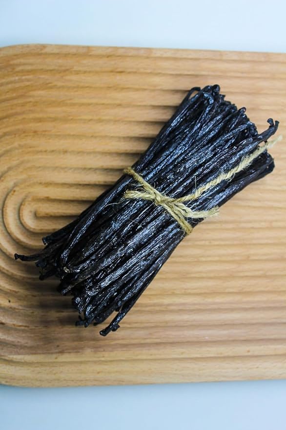 25 Vanilla Beans Grade B for Making Vanilla Extract, Vanilla Beans for Extract Grade 4-5 inches, Perfect for Homemade, baking and cooking. (25 Vanilla)
