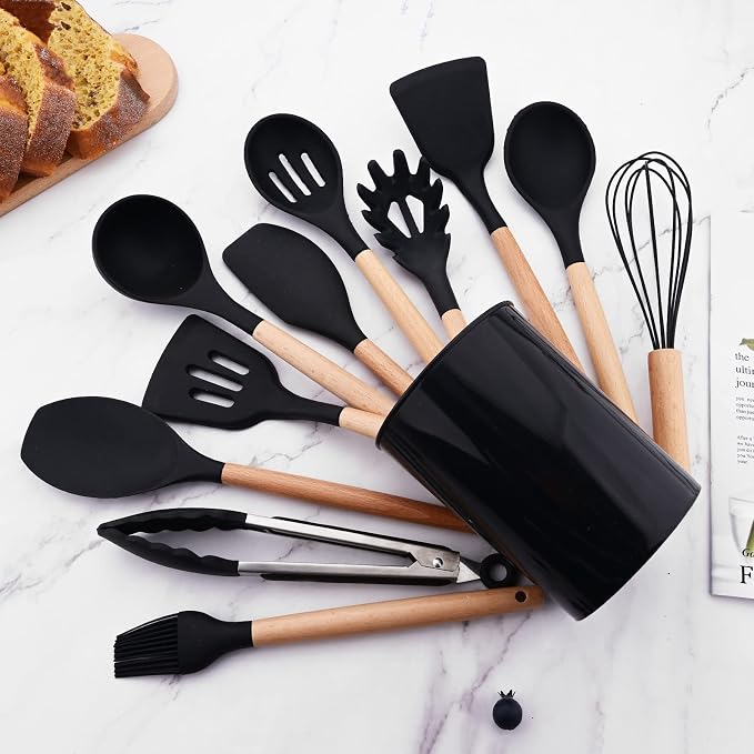 1pcs Black Silicone Slotted Spoon with Wooden Handle, Heat-Resistant Cooking Utensils Spoon for Serving Stirring Scooping and Mixing Filtering Food.