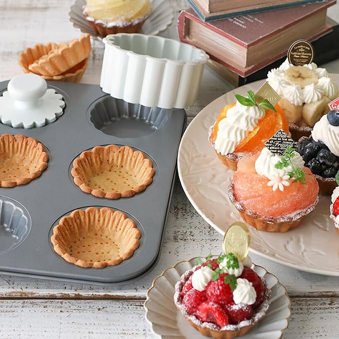 Tart Cutting Mold Set, 4 inch Fluted Round Cookie Cutter Round Double Cut and 2.5 inch Tart Tamper Plastic, Biscuit Cutter for Making Egg Tarts, Fondant Cakes(Baking Tray Not Included)