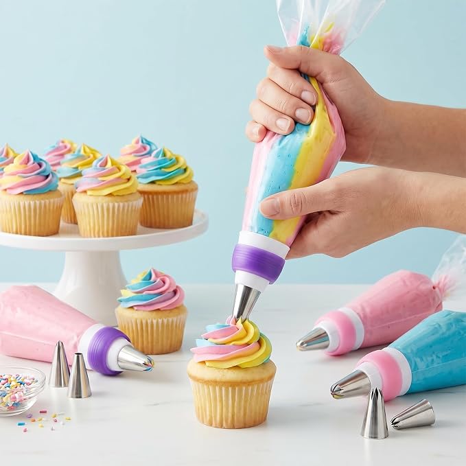 2 Pack Plastic Standard Couplers Cake Decorating Pipe Tip, Piping Bag Couplers Adapter Swirl Twist for Icing Frosting Tips Russian Flower Mouth Nozzles, Baking Supplies, Cupcake Decorating Kit