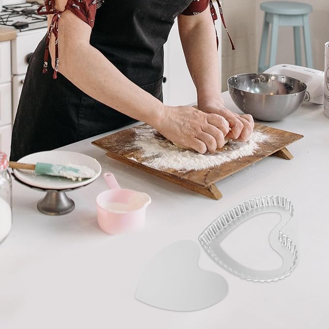 Zerodeko 8.18 Inch Heart Shaped Cake Pan Nonstick Baking Mold with Removable Bottom for Cheesecakes Pies Tarts and Diy Pizza
