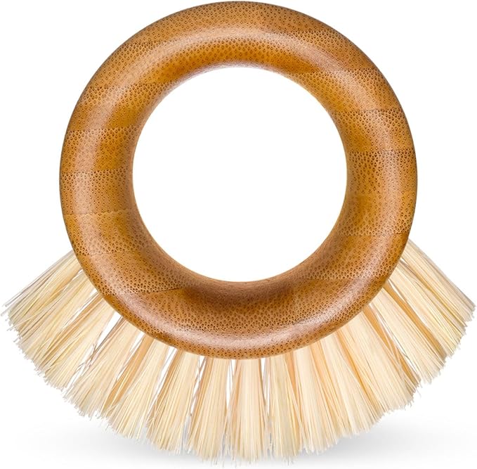 Full Circle The Ring Bamboo Produce Scrub Brush - BPA-Free Vegetable & Fruit Cleaner - Removes Dirt from Potatoes, Mushrooms & Root Vegetables