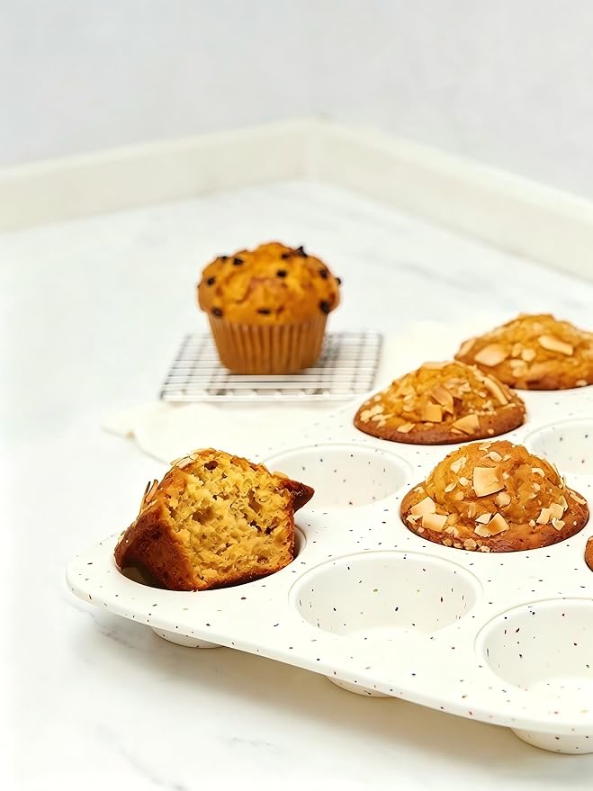 Silicone Muffin Pan, Non-Stick Cupcake Baking Tray, 12-Cup Muffin Tin for Baking with Silicone Basting Pastry Brush Set, Dishwasher Safe Mold for Cupcakes, Muffins, Cakes, 2 Pack