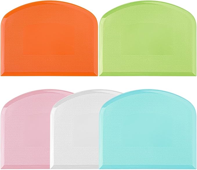 Flexible Dough Scraper & Cutter Set, 5-Piece Bench & Bowl Scrapers | Flexible Plastic, Bench and Bowl Scrapers, Curved Edge, Textured Grip, For Sourdough, Pizza, Fondant, Pastry and Cake Icing