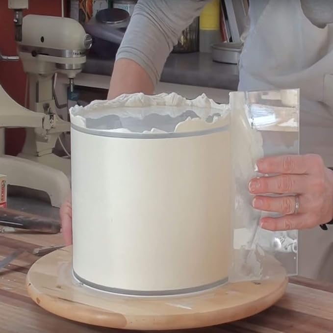 CAKESAFE – 2-9.5” Clear ¼” Acrylic Disks – Perfect Icing Tool to Smooth the Buttercream on Your Cakes