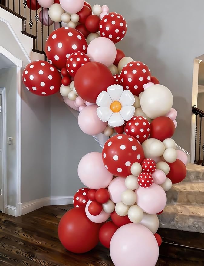 Strawberry Balloon Arch Garland Kit, 137 Pcs Pink Red Cream Balloons with Strawberry and Daisy Foil Balloons, Sweet Berry First Birthday Decor for Girls, Baby Shower, Princess Party Decorations