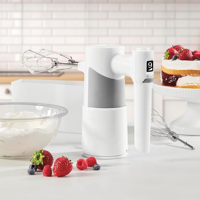 Cuisinart 9 Speed Hand Mixer with Storage Case, HM-190S