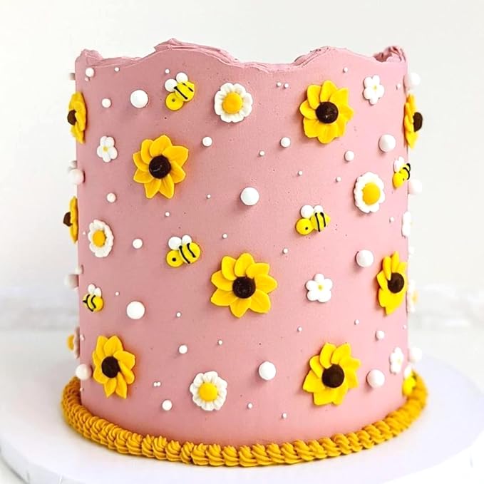 16 Icing Bees & Daisies | Edible Royal Icing Decorations | Bee Sprinkles | Simply Sucré