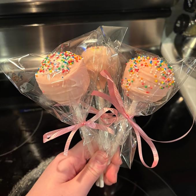 Nobranded 300 pcs Clear 4" x 6" Flat Cello Cellophane Bags Poly Treat Bags 2.8 mils for Gift Wrapping, Bakery, Cookie, Candies, Toast, Dessert, Party Favors Packaging with Color Twist Ties