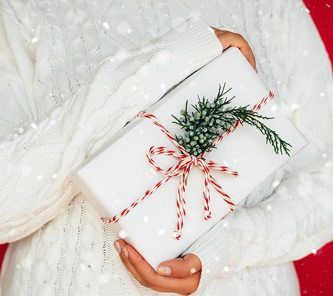 UnicoPak 24 Pack 9x6x4 Gift Boxes, White Gift Boxes with Lids for Presents Bulk for Gifts Birthday Wedding Bridesmaid Proposal Valentine Holiday Christmas