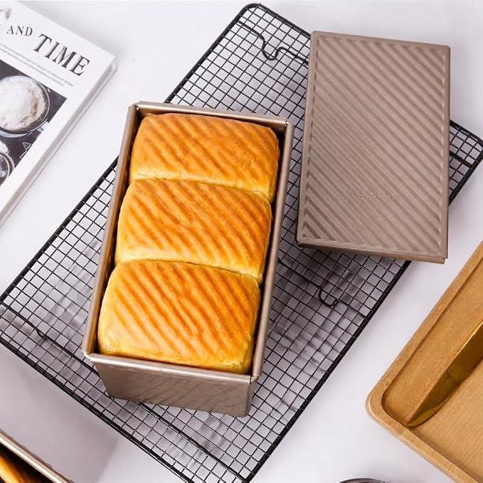SUNCITY SUNCTY Pullman Loaf Pan with Lid, 1 lb Dough Capacity Non-Stick Bakeware for Baking Bread, Gold Toast Box Mold with Cover, 8.5 x 4.7 x 4.3 Inch