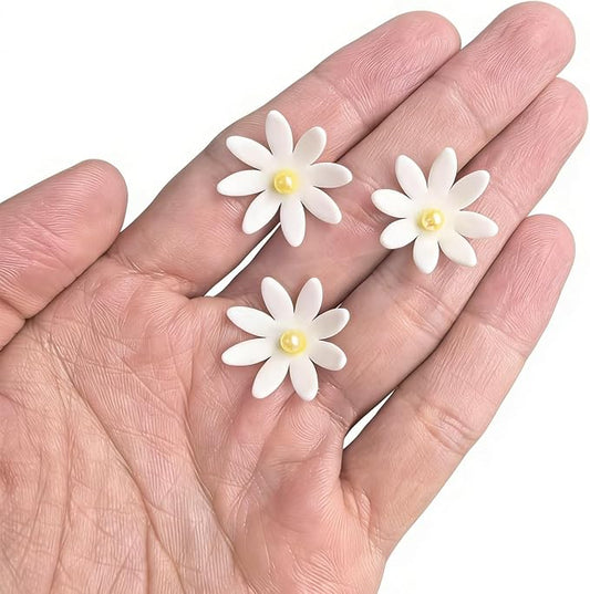108 Count Edible Flower Cake Decorations, Small Edible Flowers, Sugar Flowers, Cakes & Cupcakes Toppers, Edible Dessert Decorations (0.8 Inch) (8 Petals White)