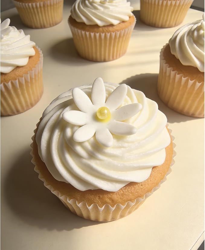 108 Count Edible Flower Cake Decorations, Small Edible Flowers, Sugar Flowers, Cakes & Cupcakes Toppers, Edible Dessert Decorations (0.8 Inch) (8 Petals White)