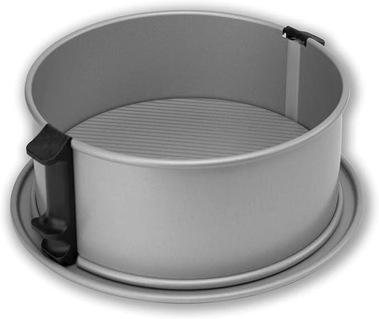 USA Pan Global Leak-Proof Classic Nonstick Springform Pan, 9-Inch