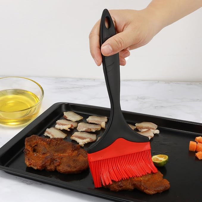 Large Wide Head Basting Brush, Food-Grade Silicone Durable Steel Core Heat Resistance Removable Silicone Brush Head, Dishwasher Safe Hanging Hole Cooking Brush for Baking Glazing Barbecue Sauce