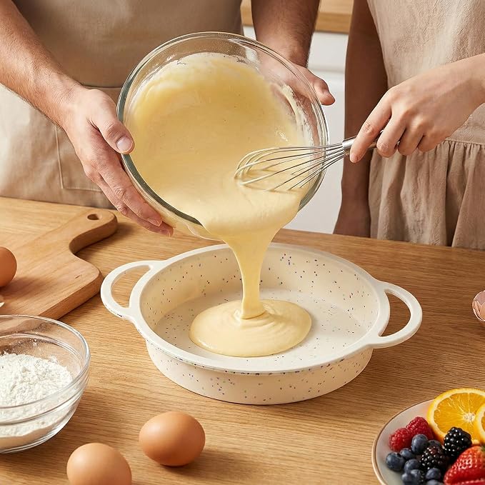 2 Pack 9 Inch Silicone Round Cake Pans, Reinforced Metal Frame Bread Mold with Handles, Non-stick Food-grade Pie Bakeware for Baking Cheese, Chocolate Cake, Layers