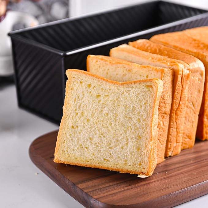 Commercial Pullman Loaf Pan with Lid, 2.2Lb Dough Capacity Non-Stick Rectangle Corrugated Carbon Steel Bread Toast Mold with Cover for Baking Bread (Black)