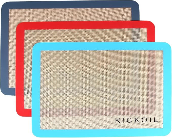 Small Silicone Baking Mats Quarter Sheet Non Stick Reusable Silicone Oven Liners, BPA Free, Food Grade Baking Mats for Cookies, Macarons Bread & Pastry, Toaster Pad Set of 3 Pack 11.6'' x 8.5''